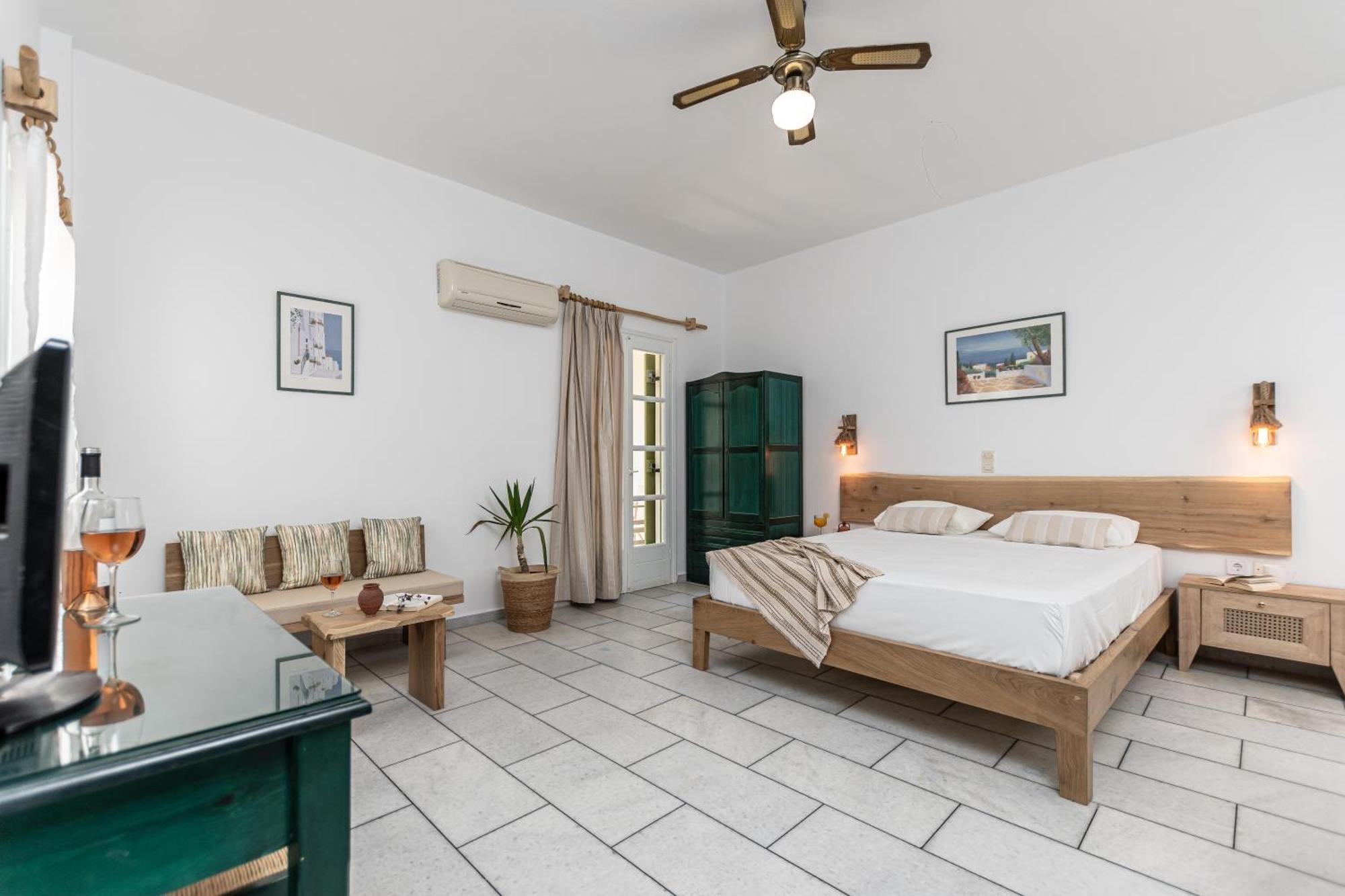 Daire Vrettos Beachfront *