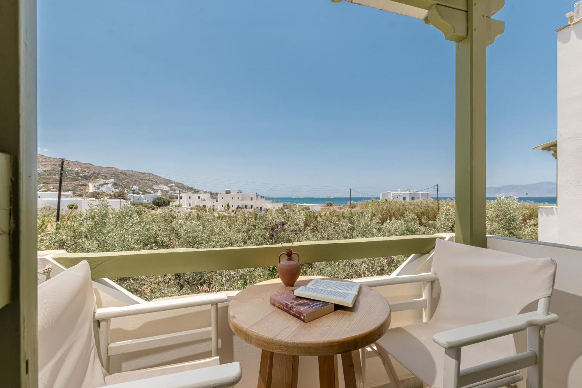 Vrettos Beachfront Daire Pláka